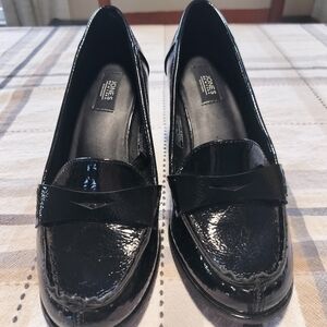 Jones New York Cypress Faux Black patent leather Penny Loafer Pump Sz 7M Classic